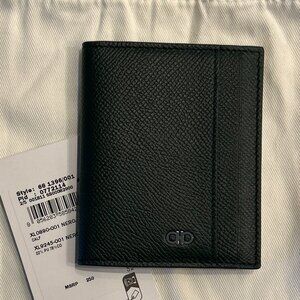 Ferragamo Micro Gancio Leather Card Case New with tags